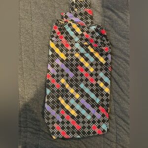 LuLaRoe Multicolor Tall & Curvy Leggings